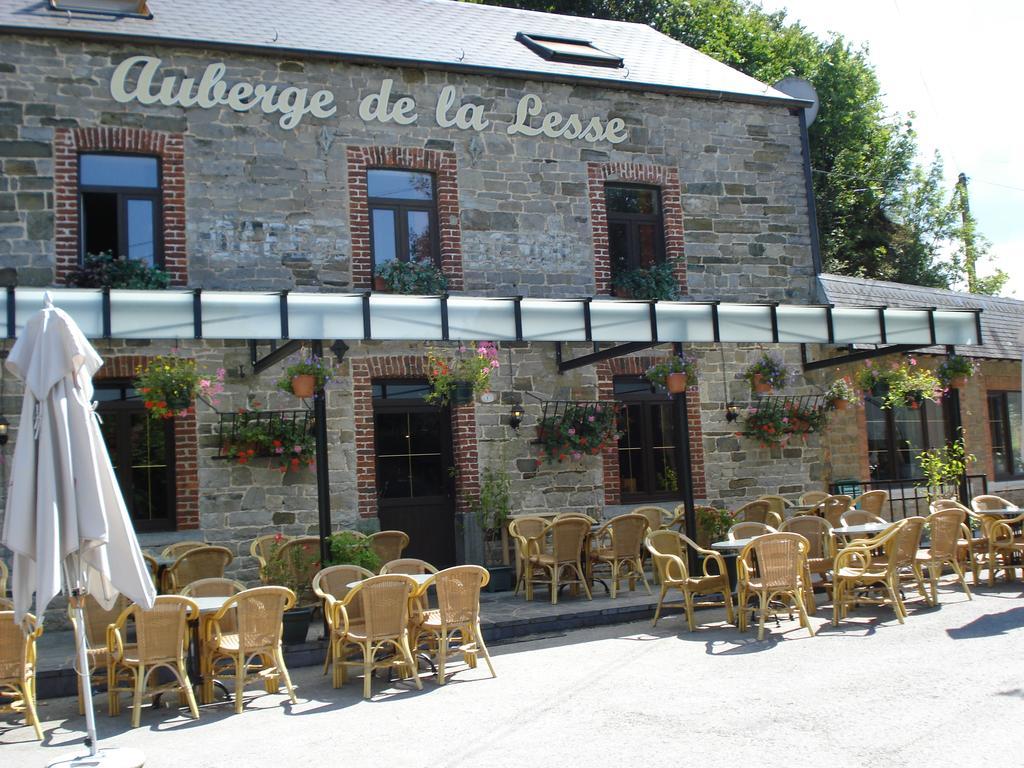 Auberge De La Lesse Celles  Ngoại thất bức ảnh