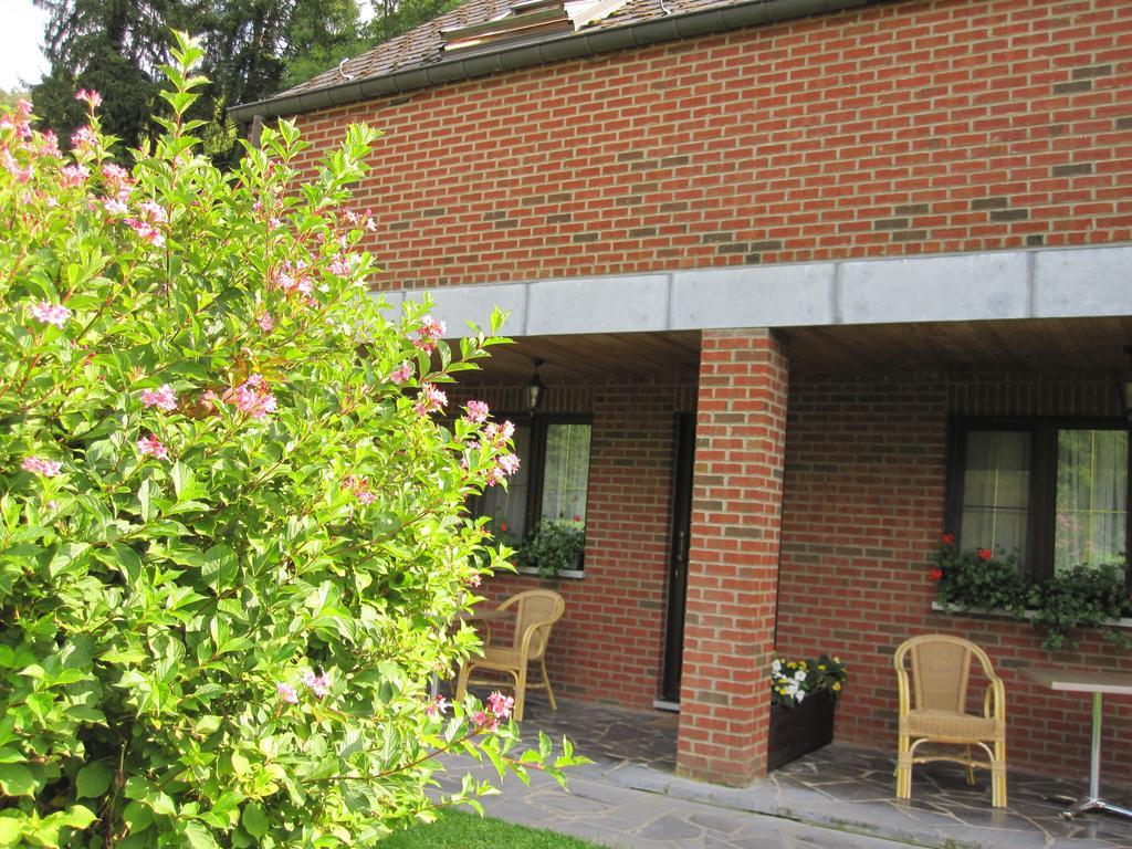 Auberge De La Lesse Celles  Ngoại thất bức ảnh