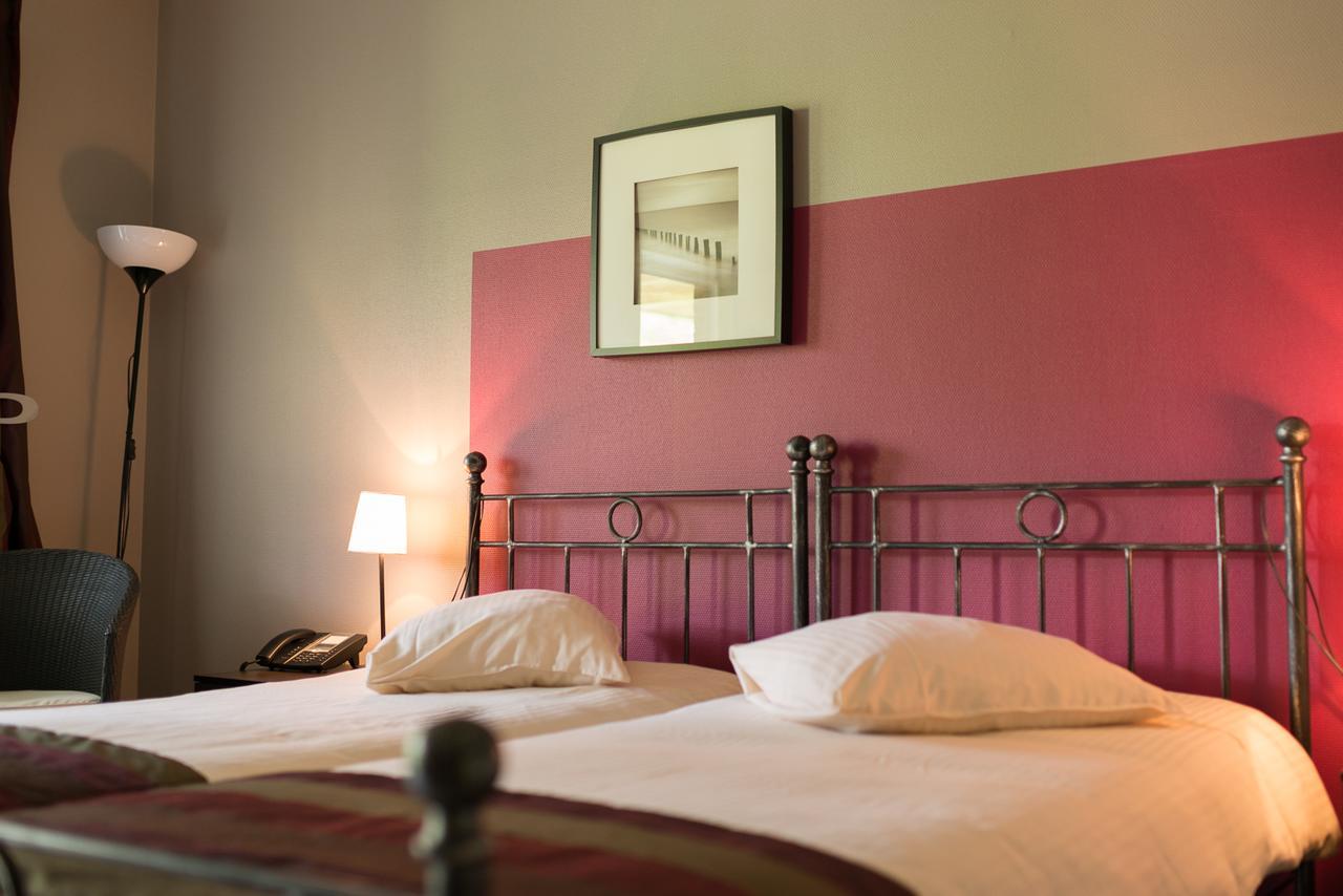 Auberge De La Lesse Celles  Ngoại thất bức ảnh