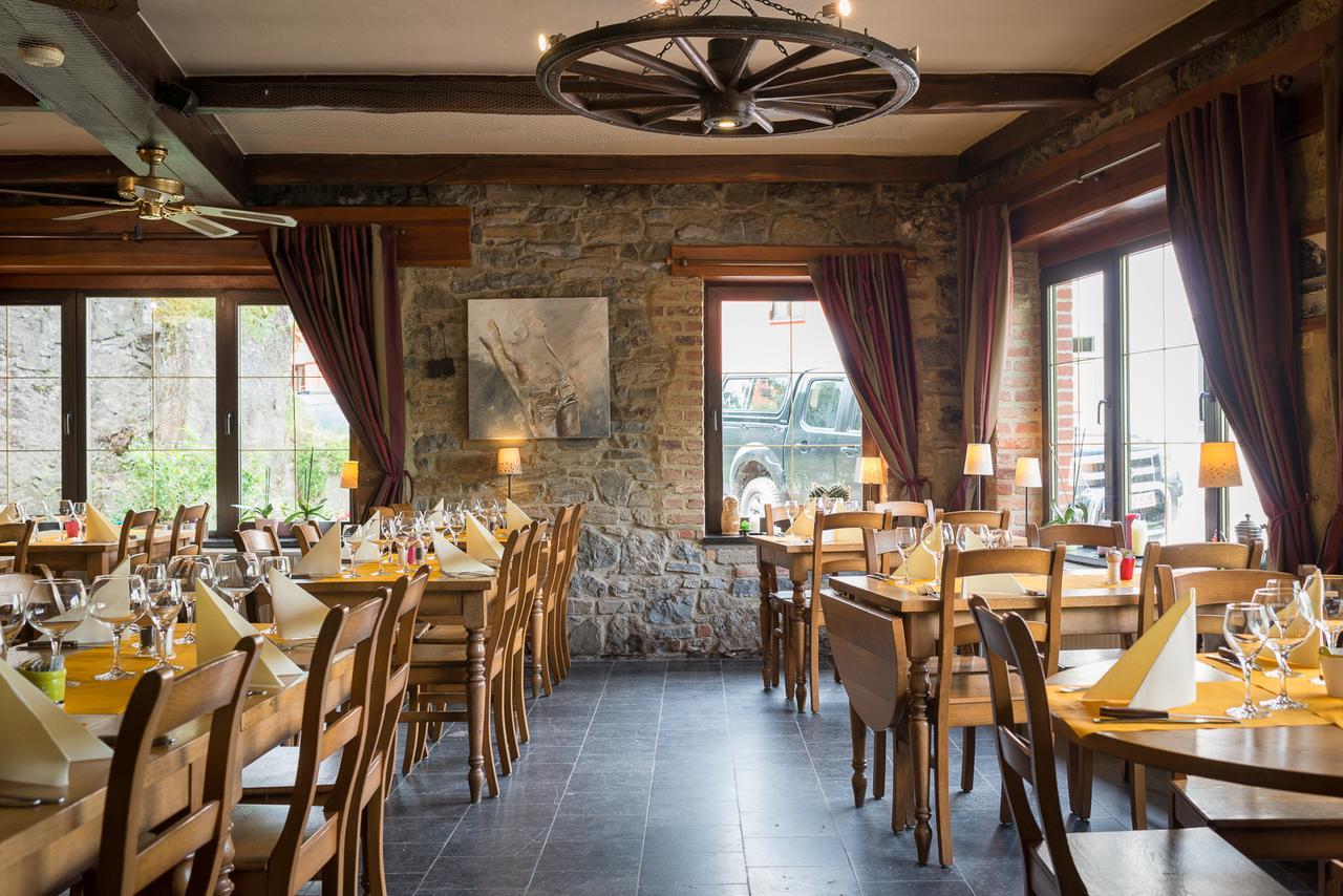 Auberge De La Lesse Celles  Ngoại thất bức ảnh